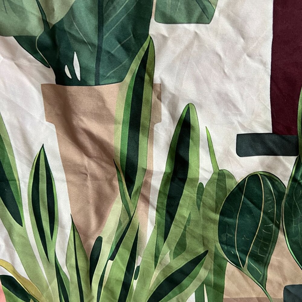 Potted Plant Printed Decorative Fabric Wall Hanging Or Tapestry - Picture 2 of 2